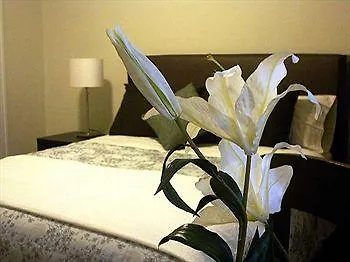 All Suites Majestique Montreal